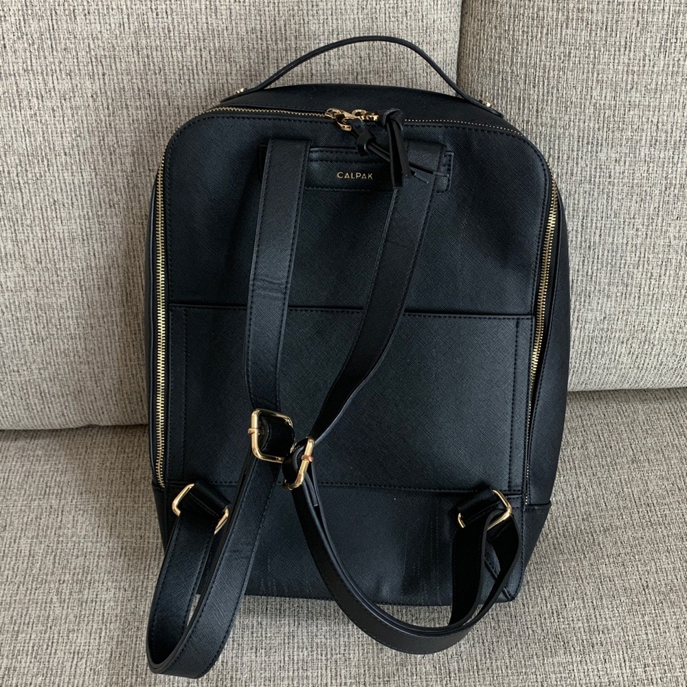 Calpak Black Backpack for Women college school laptop bag used • I love 💕 offers - Picture 13 of 16